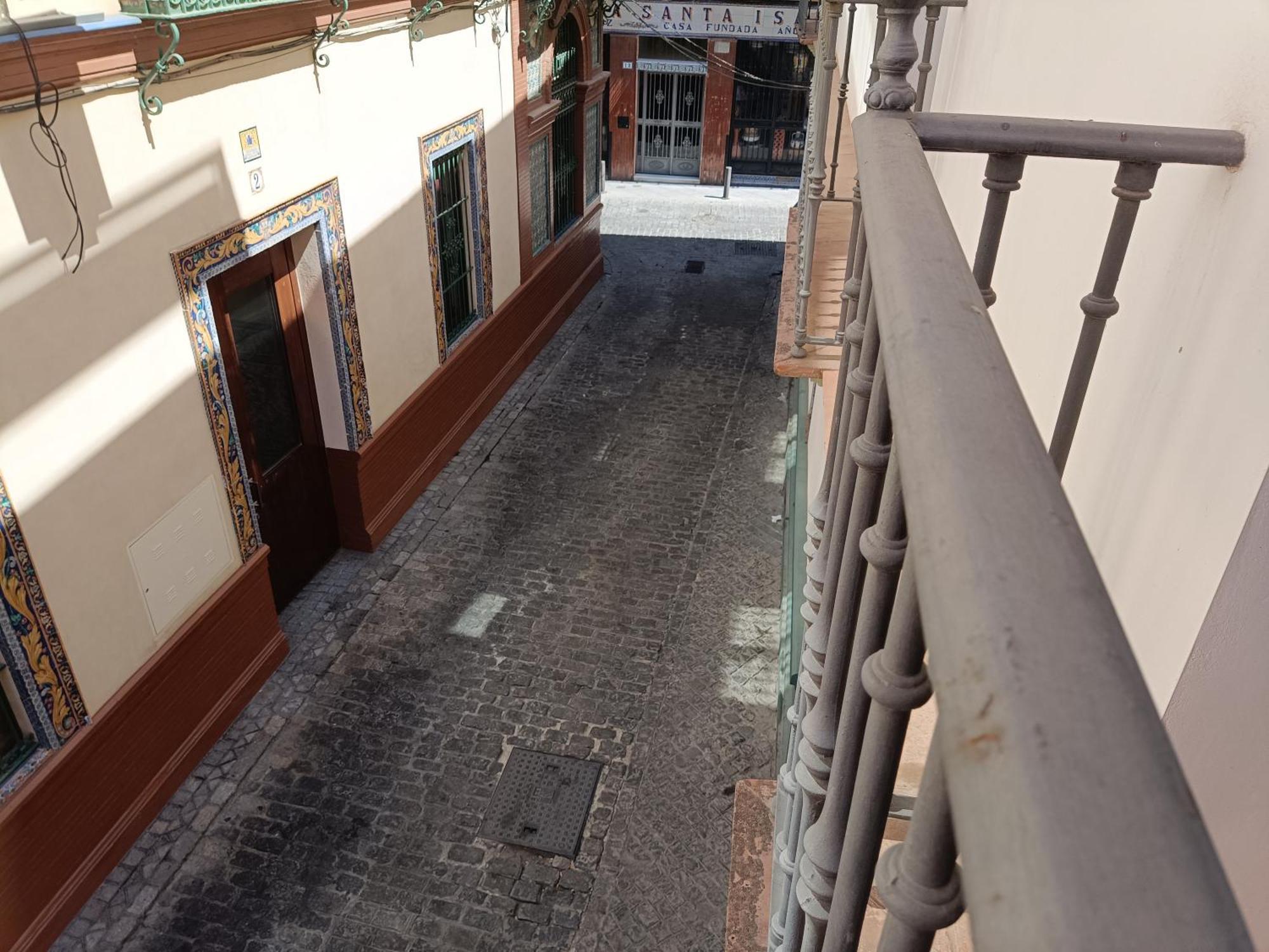Apartamentos Luxury Puente De Triana Sevilla Exterior foto