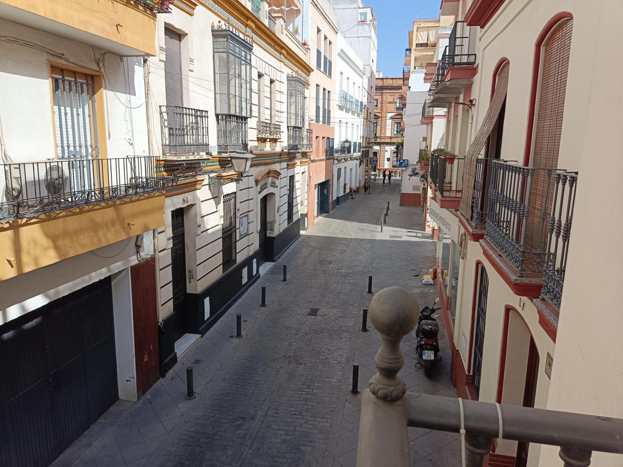 Apartamentos Luxury Puente De Triana Sevilla Exterior foto