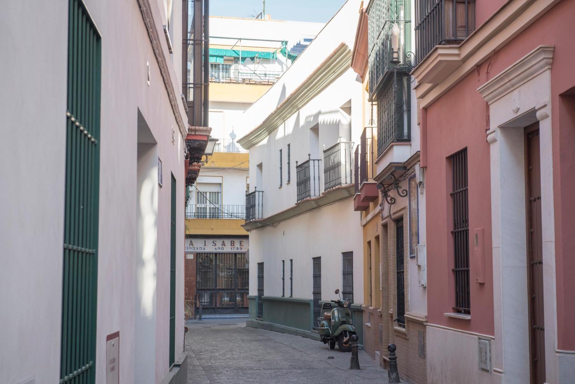 Apartamentos Luxury Puente De Triana Sevilla Exterior foto
