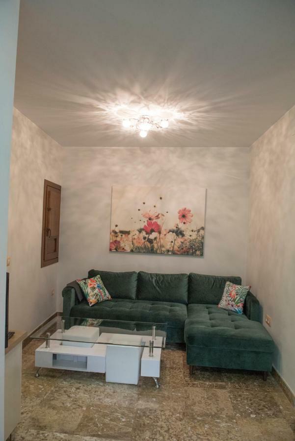Apartamentos Luxury Puente De Triana Sevilla Exterior foto